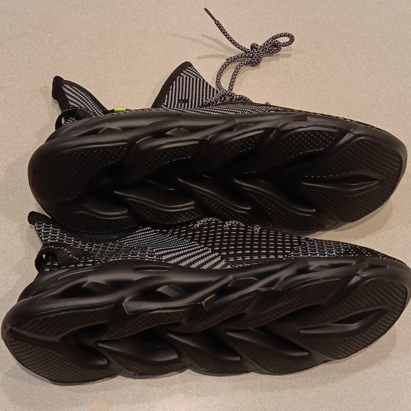 Men's new fashion running shoes - Picture 9 of 9